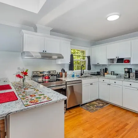 Villa 2024 Modern Newly Renovated 4Br